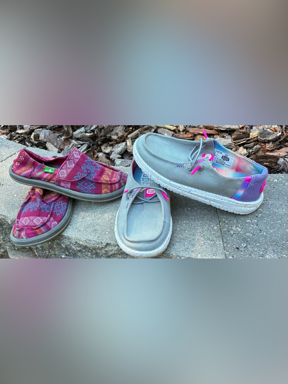 (2) pr. Girls Hey Dude/Sanuk Shoes, sz 11
